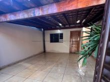 Linda casa com área gourmet