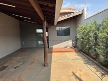 Linda casa com area gourmet e piscina