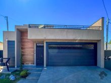 Excelente casa com 4 suítes