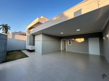 Casa térrea no Carandá com piscina