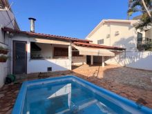 Casa térrea ampla com 4 quartos Vila Célia