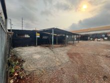 Lindo terreno plano pronto para construir