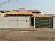 Casa com excelente distribuição