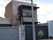 Sobrado em ótima localização - 3 quartos
