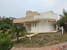 Sobrado com 04 suítes