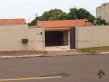 Casa aconchegante em amplo terreno