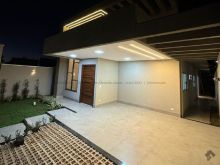 Magnífico - 3 quartos sendo 1 suíte - área gourmet e piscina