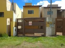 Sobrado em ótimo estado e preço