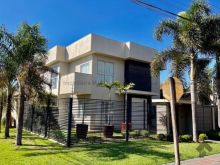 Excelente casa no Jardim Mônaco