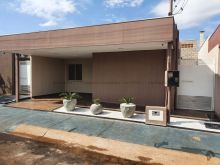 Casa térrea no Condomínio Jardim de Versalles