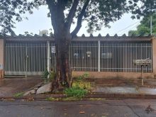 Casa Coophavila usada precisando reforma - 3 quartos