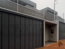 Excelente casa bem localizada com piscina