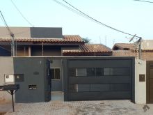 Casa com peças amplas