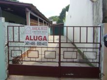 Casa de fundo