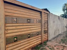 Casa com terreno amplo - preço de ocasião