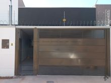 Imóvel térreo com área gourmet e quintal espaçoso
