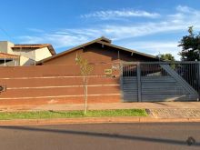 Casa térrea Rita Vieira - 3 suítes - 450m² terreno