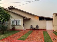 Casa térrea em condomínio