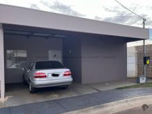 Casa condomínio Jd. de Versalles com energia solar