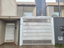 Sobrado em excelente localização