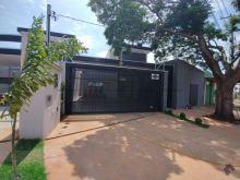 Casa com piscina