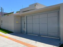 Linda casa nova no Carandá