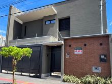 Sobrado novo - ótima localização