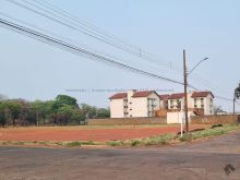 Terreno de esquina - 15x25m - no asfalto