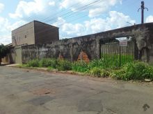 Ótimo terreno 12x30m frente para duas ruas