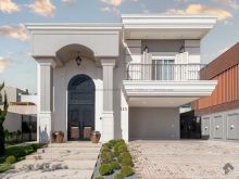 Lindo sobrado Alphaville I