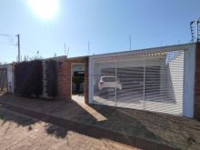 Casa Jardim Imá com 3 quartos com planejados