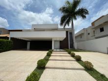 Sobrado luxuoso no Damha ll