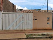 Casa no asfalto