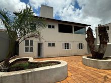 Sobrado com area ampla