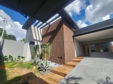 Casa térrea no  Rita Vieira com piscina