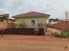 Casa na entrada do bairro