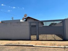 Casa de condominio muito espaço para construir