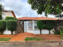 Casa térrea de esquina