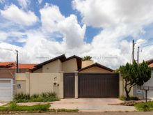 Casa térrea no bairro Vilas Boas