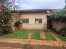 Casa com suite e area privativa