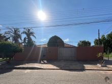 Esquina com 02 casas piscina e gourmet