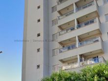 Apartamento 2 a 3 quartos e escritório - Centro