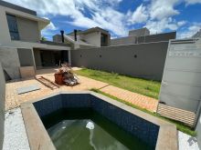 Sobrado alto padrão com piscina