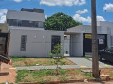 Novo e lindo em condomínio pequeno