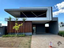 Casa térrea - 3 suítes + escritório