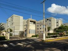 Apartamento de 2° andar no Castelo de Torino