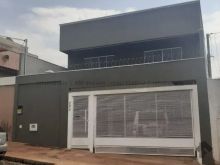Sobrado com duas suítes - Cabreuva