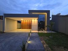 Linda casa térrea na região do Pioneiros
