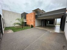 Linda casa no bairro Panorama - saída para Três Lagoas