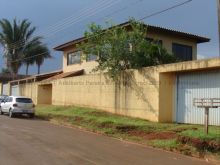 Casa Comercial